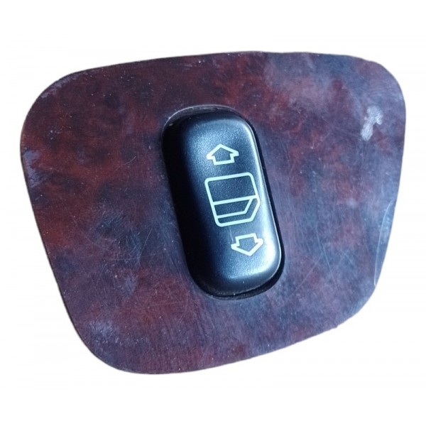 Moldura Botão Vidro Traseiro Esquerdo Mercedes Benz E320