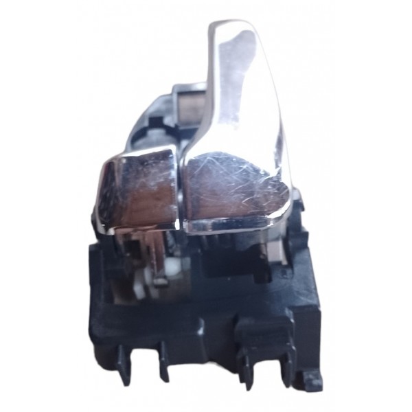 Maçaneta Interna Dianteira Esquerda Mitsubishi Airtrek 2007