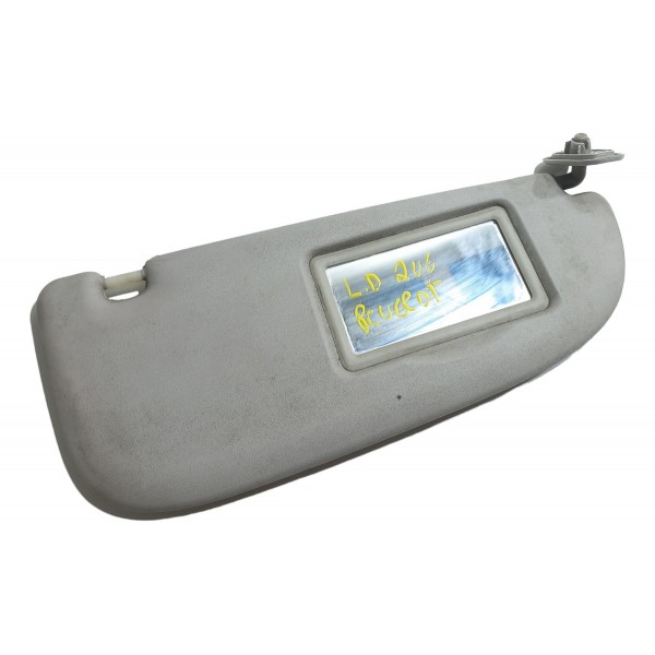 Quebra Sol Direito Peugeot 206