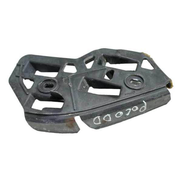 Guia Parachoque Dianteiro Direito Volkswagen Polo 2010