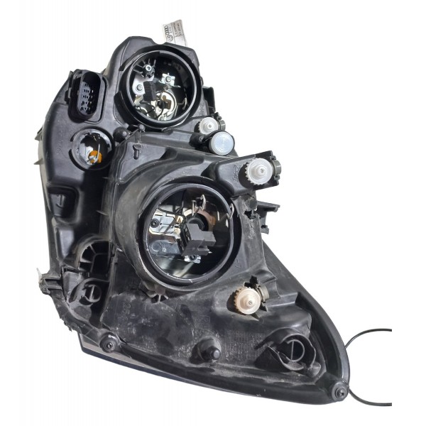 Farol Direito Volkswagen Fox Spacefox 2015  Detalhes Direito