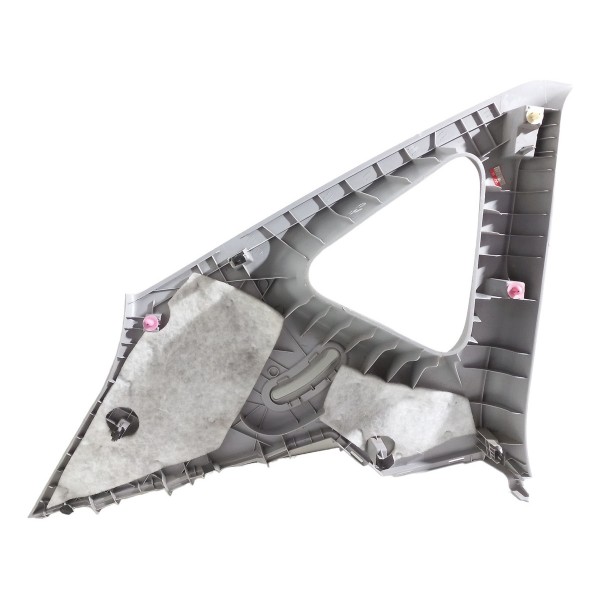 Acabamento Coluna Traseira Direita Hyundai I30 2009 2010