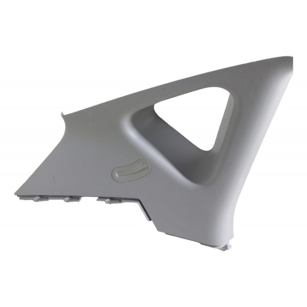 Acabamento Coluna Traseira Esquerda Hyundai I30 2009 2010