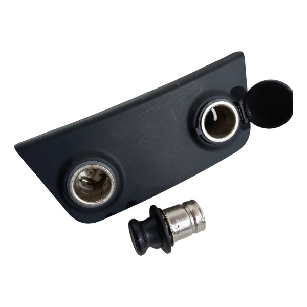 Moldura Tomada 12v Cinzeiro Painel Central Hyundai I30