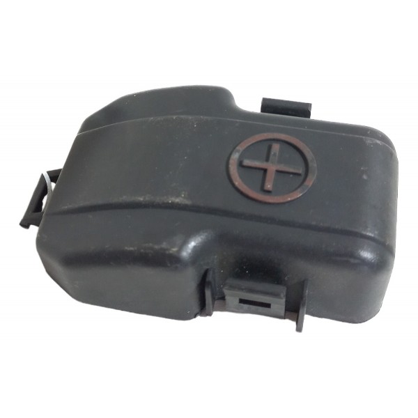 Acabamento Tampa Polo Positivo Bateria Hyundai I30 2011