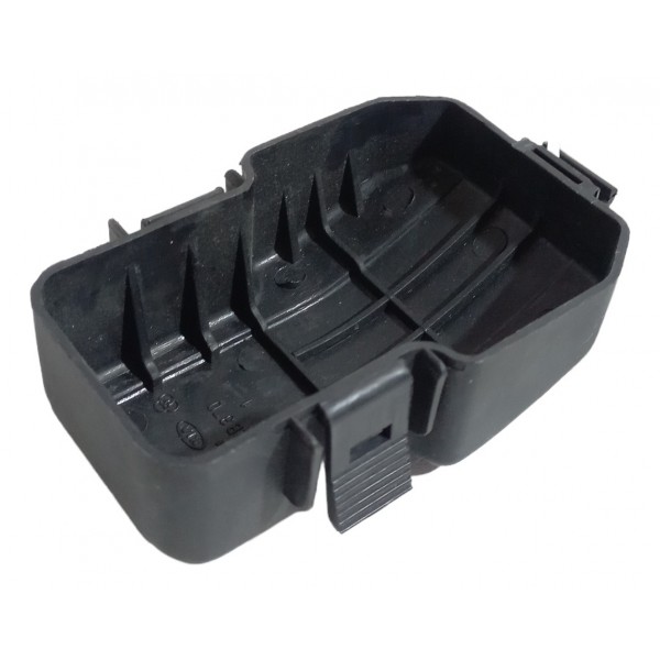 Acabamento Tampa Polo Positivo Bateria Hyundai I30 2011