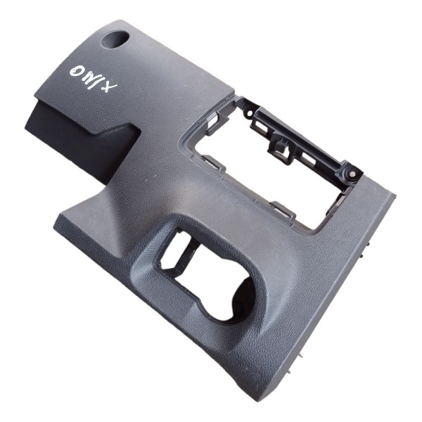 Moldura Botão Farol Caixa Fusível Chevrolet Onix 2019