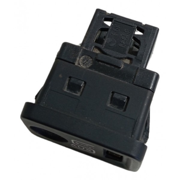 Interruptor Entrada Usb Aux Chevrolet Cobalt 2013 2014 - Preto