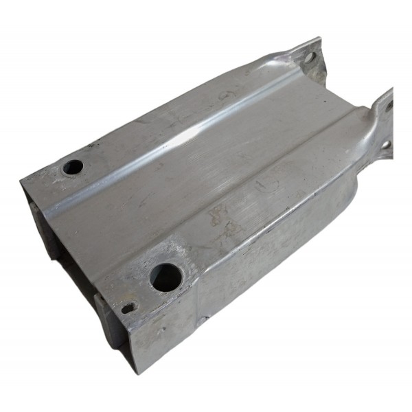 Suporte Parachoque Direito Mercedes Benz C180 2011 2012