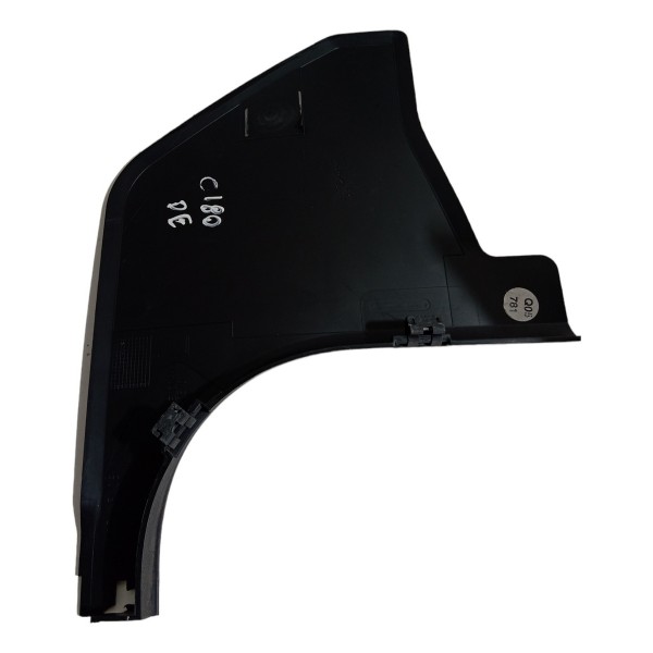 Acabamento Soleira Dianteira Esquerda Mercedes Benz C180  Preto