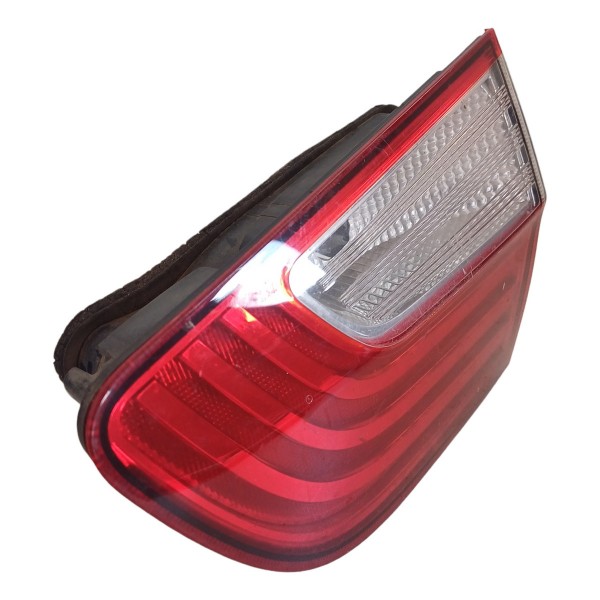 Lanterna Tampa Traseira Direita 2016