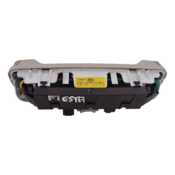 Luz Teto Cortesia Ford New Fiesta 2016