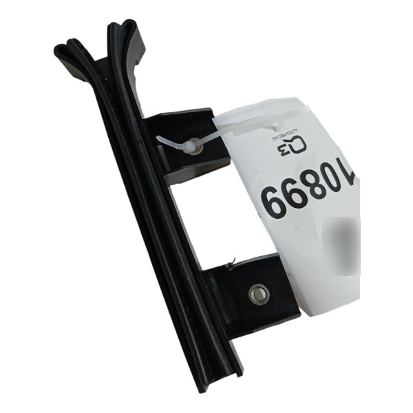 Canaleta Guia Vidro Dianteira Direita Fiat Grand Siena 2016