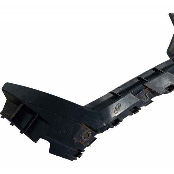 Guia Parachoque Traseiro Esquerdo Ford New Fiesta 2016