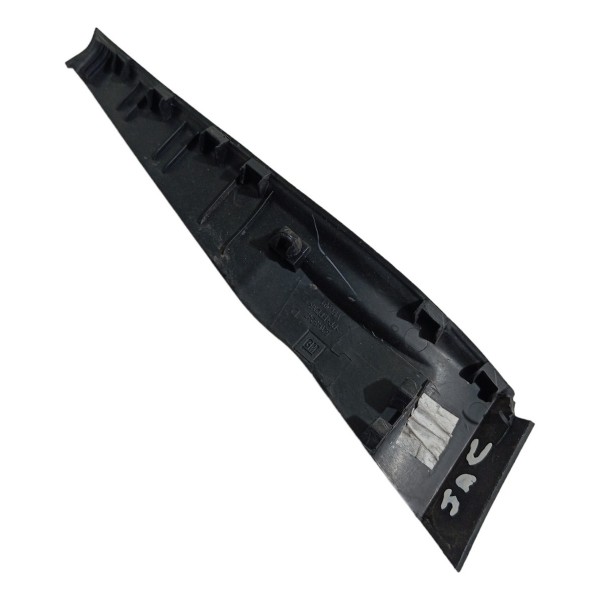 Acabamento Churrasqueira Direita Chevrolet Onix 2018