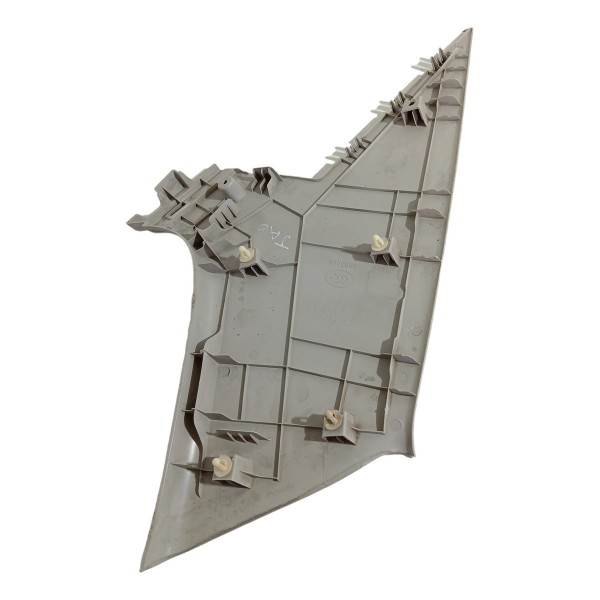 Acabamento Coluna Traseira Direita Jac J5 2011 2012