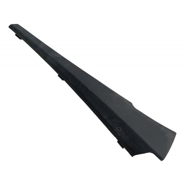 Acabamento Grade Churrasqueira Direita Chevrolet Cobalt 2013