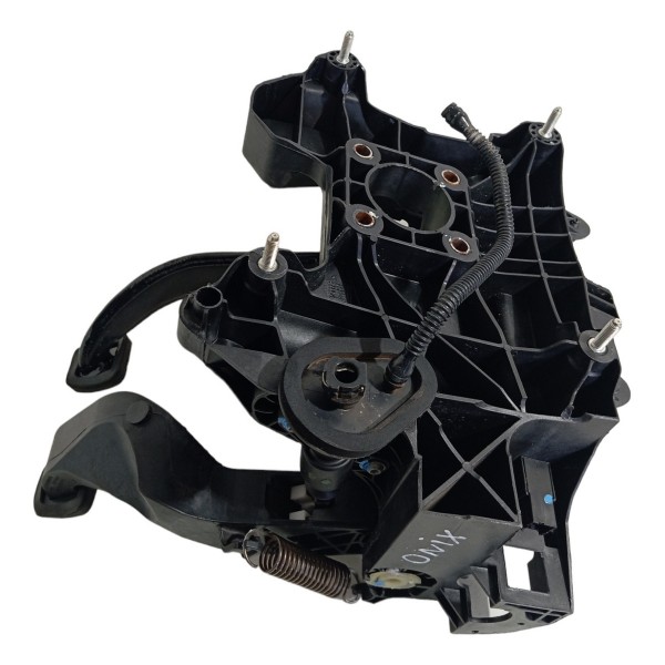 Pedaleira Freio Embreagem Chevrolet Onix 1.4 2018 2019