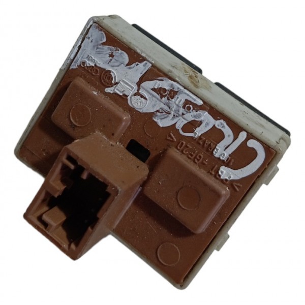 Botão Vidro Elétrico Dianteiro Esquerdo Vw Crossfox 2014