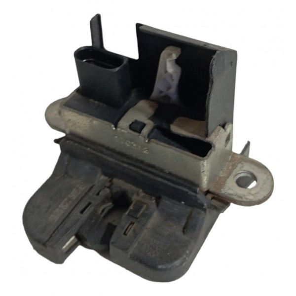 Fechadura Tampa Traseira Volkswagen Jetta Passat Golf 2010