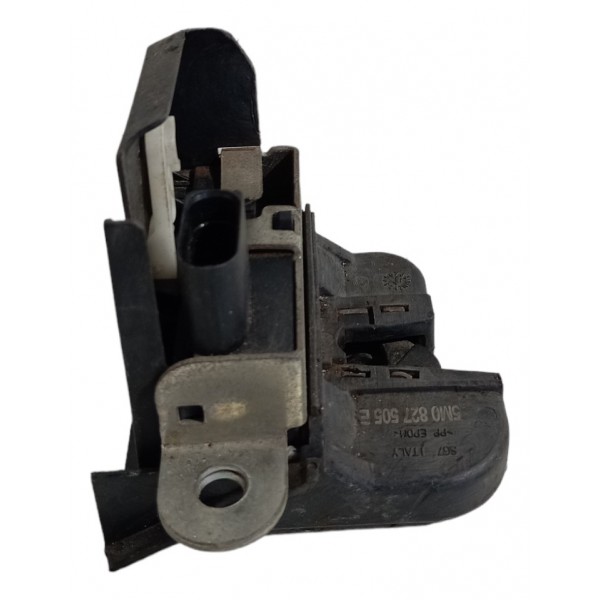 Fechadura Tampa Traseira Volkswagen Jetta Passat Golf 2010