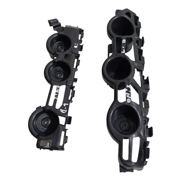 Guia Parachoque Traseiro Direito Chevrolet Onix 1.4  2018