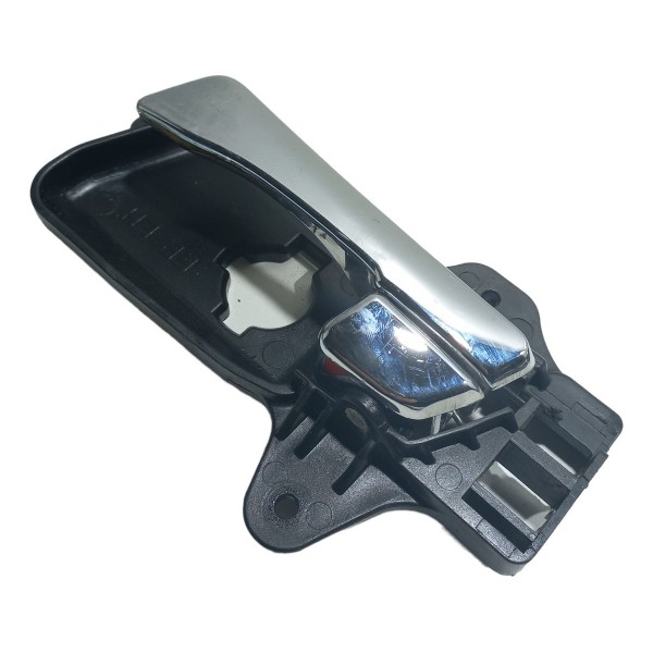 Maçaneta Interna Dianteira Esquerda Hyundai I30 2009 - Cromado - Dianteira