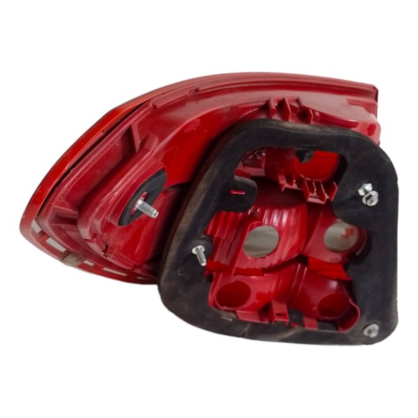 Lanterna Traseira Direita Mercedes C200 2009 Fumê  Direito 2048203064r