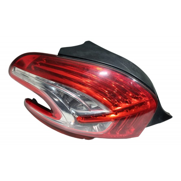 Lanterna Traseira Esquerda Peugeot 208 2014 Allure  Esquerdo X