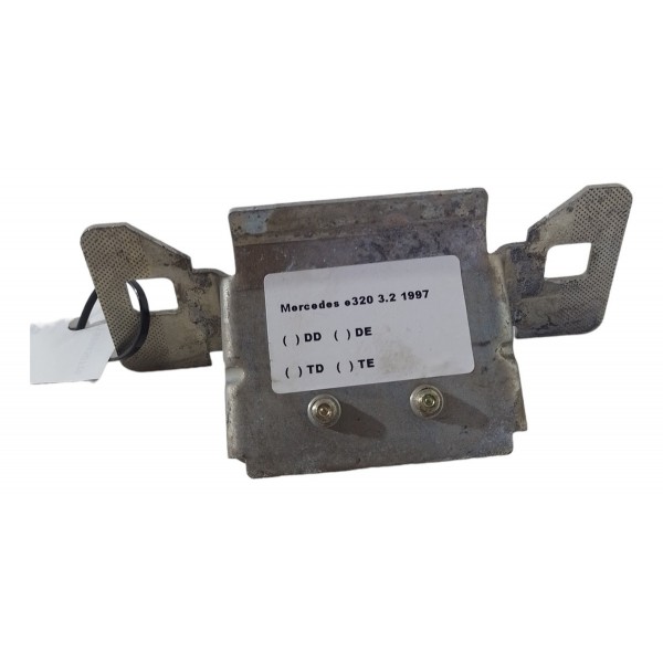 Batente Fechadura Tampa Traseira Mercedes Benz E320 1996 97