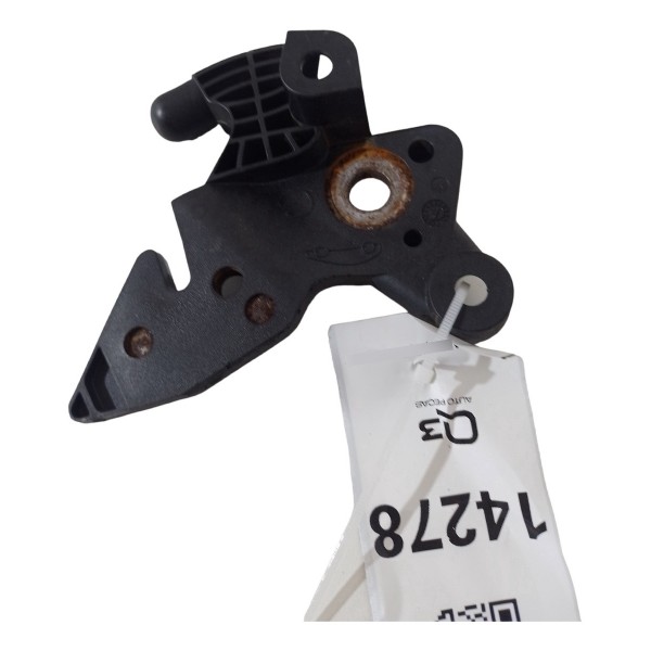 Trava Branco Traseiro Direito Peugeot 208 2014 2015 2016