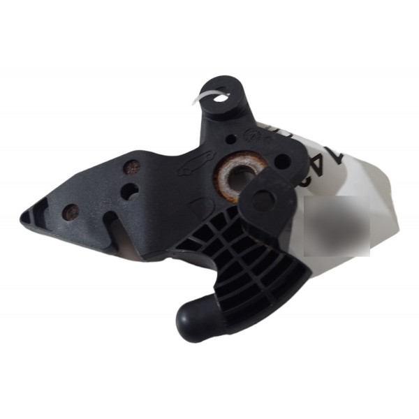 Trava Branco Traseiro Direito Peugeot 208 2014 2015 2016