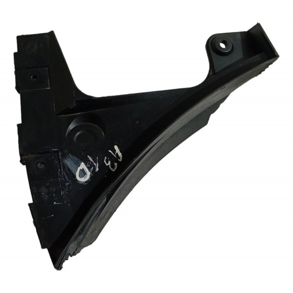 Guia Parachoque Traseiro Direito Audi A3 2002 03 04 05 06 07