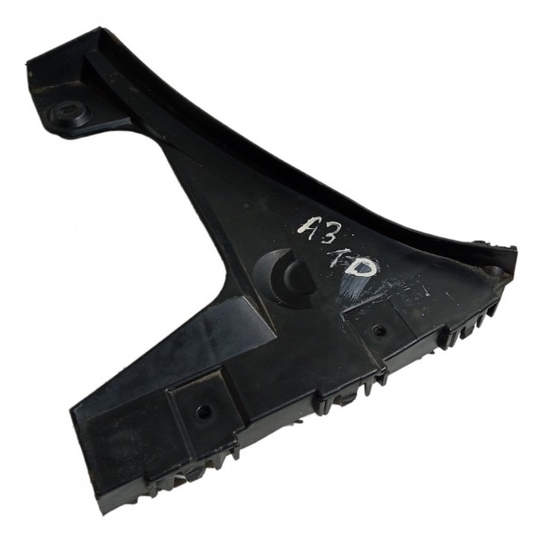 Guia Parachoque Traseiro Direito Audi A3 2002 03 04 05 06 07