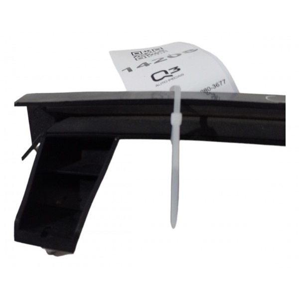 Guia Vidro Porta Dianteira Esquerda Chevrolet Cobalt 2014 Preto