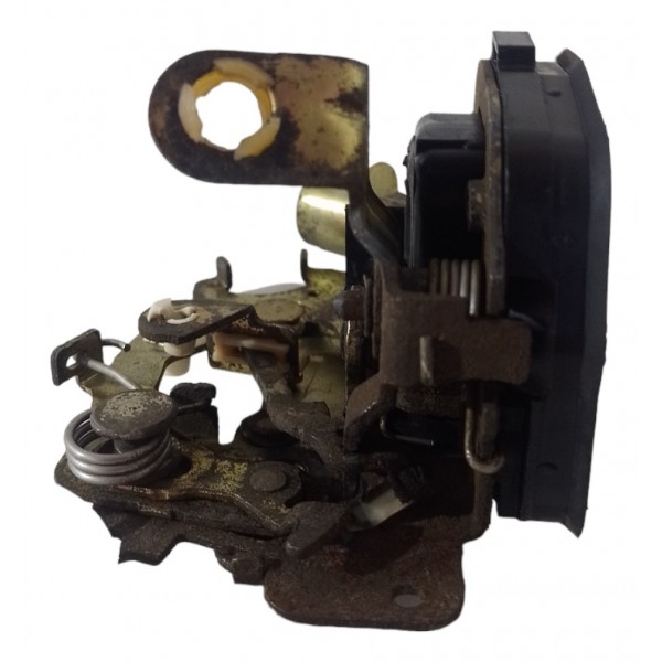 Fechadura Manual Porta Traseira Direita Chevrolet Corsa 2002