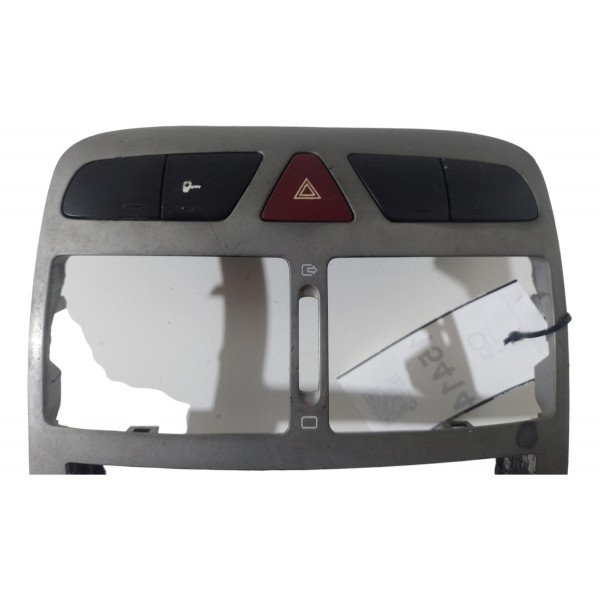 Moldura Painel Central Pisca Alerta Peugeot 307 Sw 2004 2005 Preto