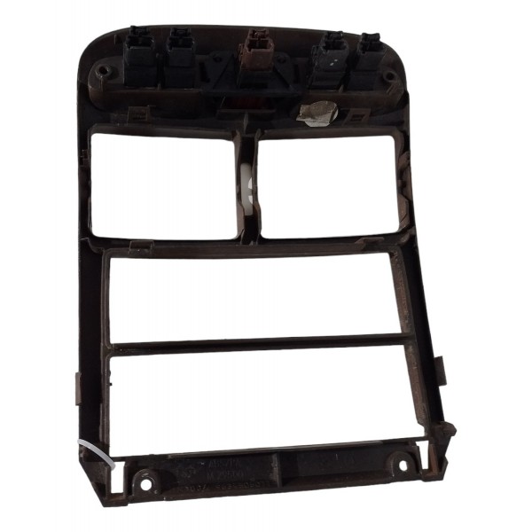 Moldura Comando Ar Pisca Alerta Painel Central Peugeot 307