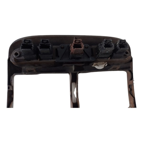 Moldura Comando Ar Pisca Alerta Painel Central Peugeot 307