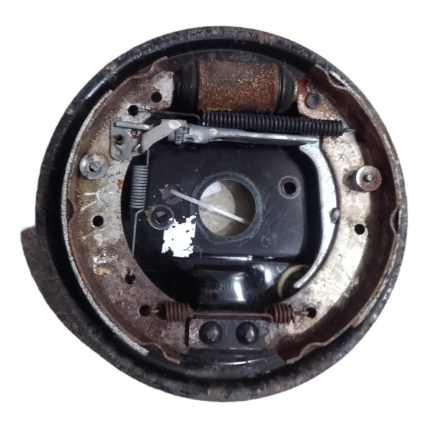 Espelho Sapata Freio Roda Traseira Esquerda Fiat Argo 2018  Preto