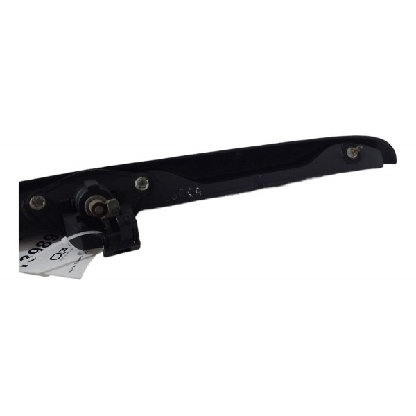 Friso Fechadura Tampa Traseira Porta Malas Gm Corsa 2002 03