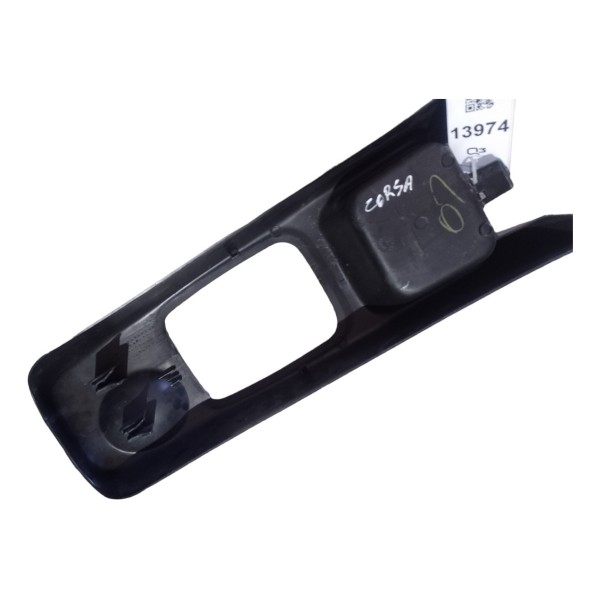 Moldura Acabamento Console Central Chevrolet Corsa 2002 2003