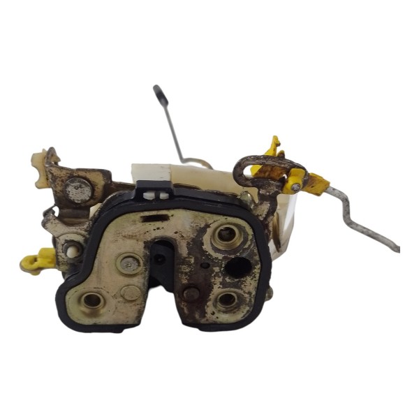 Fechadura Porta Dianteira Direita Chevrolet Corsa 2002 03 04