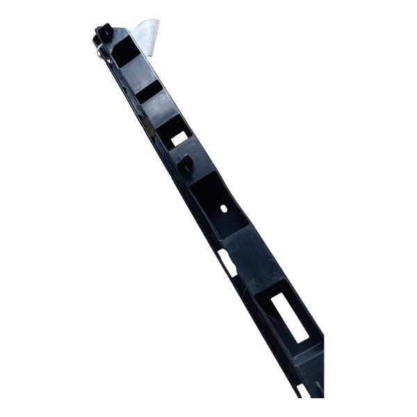 Suporte Guia Parachoque Traseiro Volkswagen Fox 2013 2014