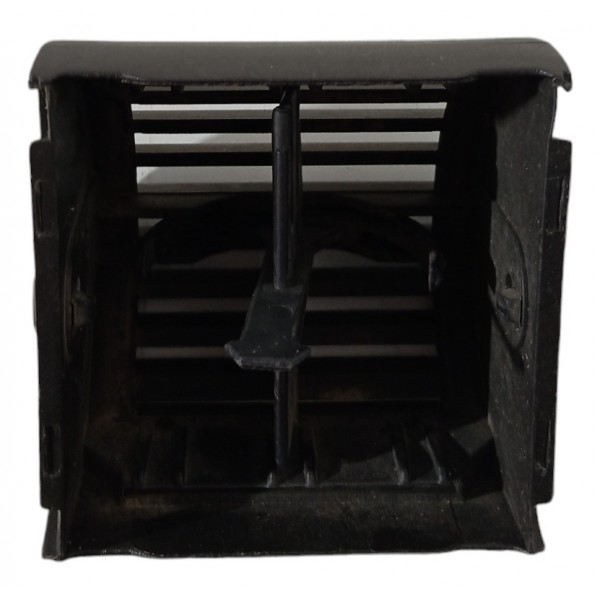 Grade Difusor Ar Condicionado Painel Chevrolet Corsa 2001 02