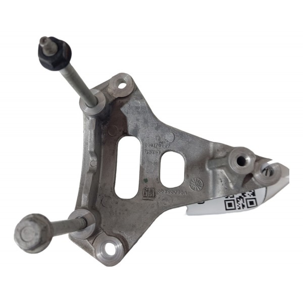 Suporte Compressor Ar Condicionado Gm Tracker 1.4 Turbo 2019