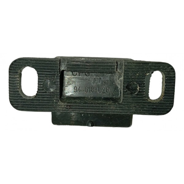 Batente Tampa Traseira Porta Malas Gm Corsa Zafira Monza 99