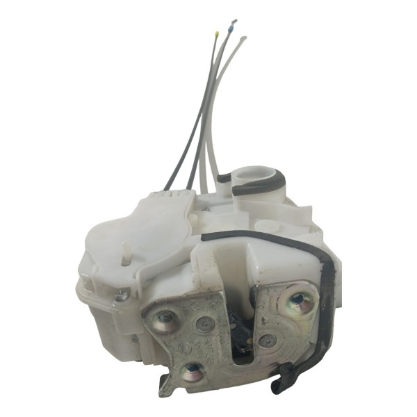 Fechadura Porta Traseira Direita Mitsubishi Outlander 2015