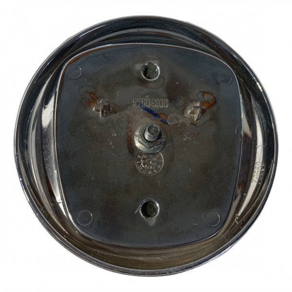 Emblema Grade Dianteira Fiat Uno Vivace 2014 2015 2016 2017 Prata