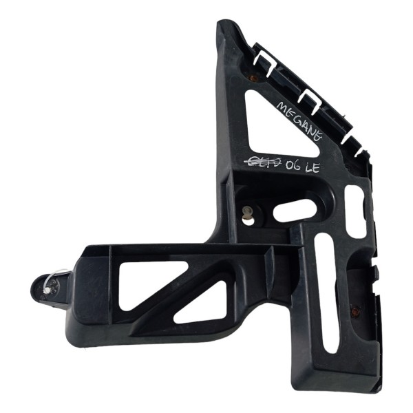 Guia Parachoque Traseiro Esquerdo Renault Megane 2005 2006